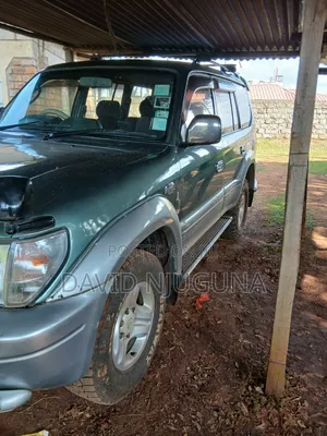 Toyota Land Cruiser Prado 2000 Green