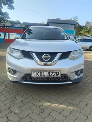 Nissan X-Trail 2016 Silver