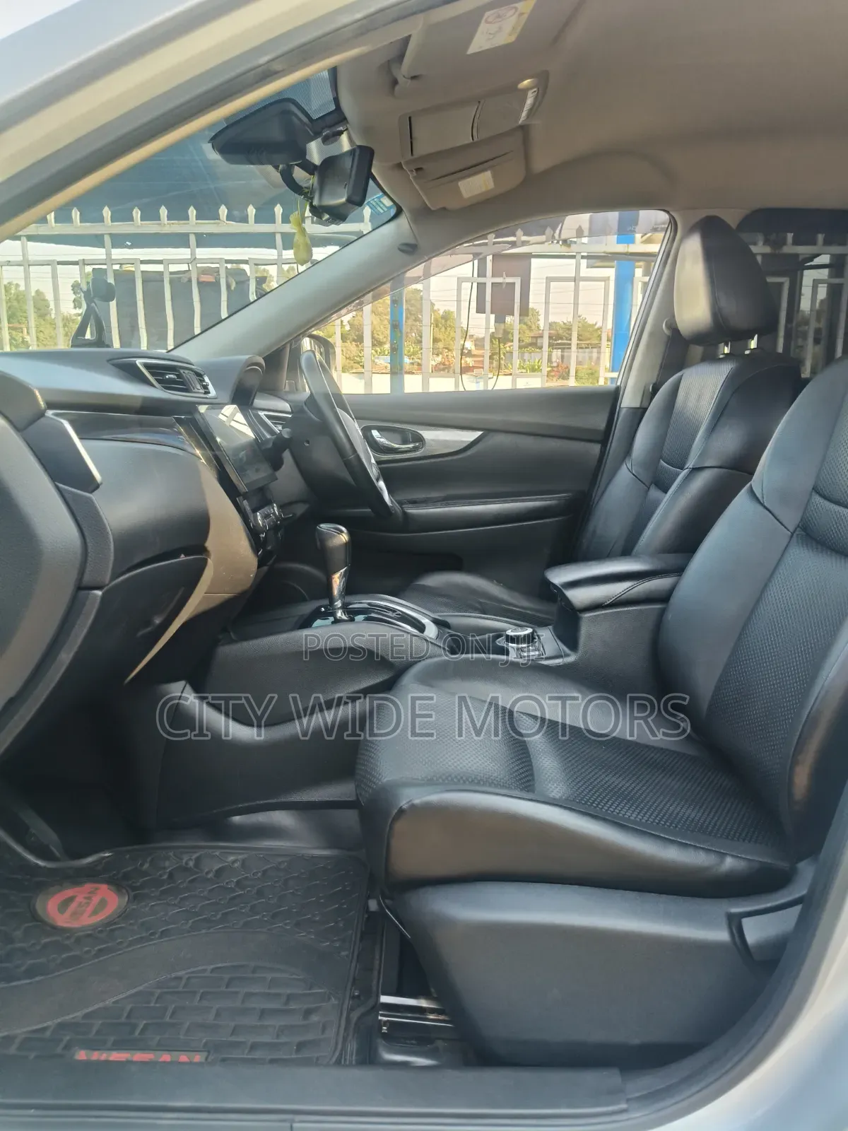 Nissan X-Trail 2016 Silver