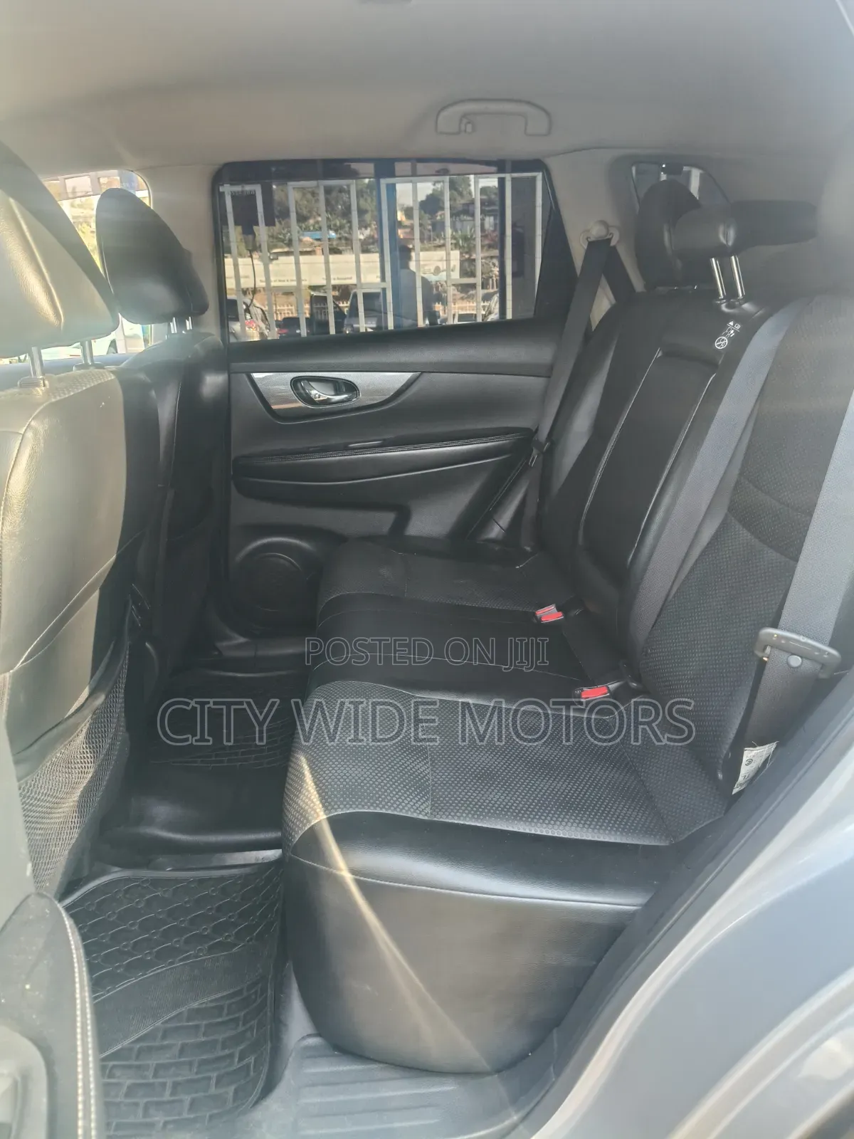 Nissan X-Trail 2016 Silver