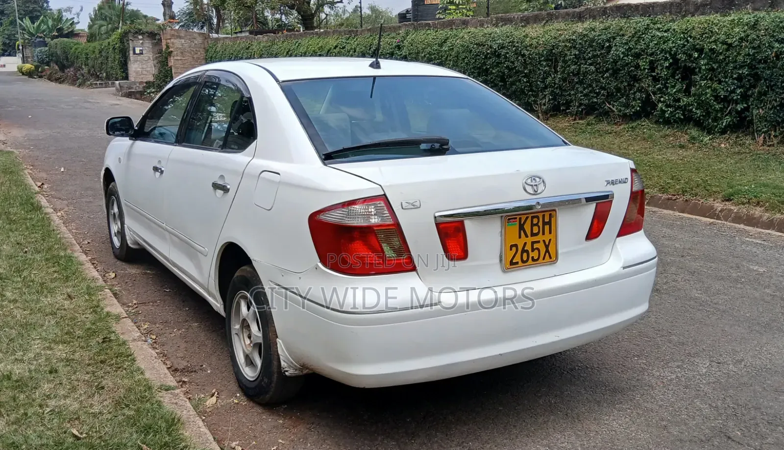 Toyota Premio 2003 White