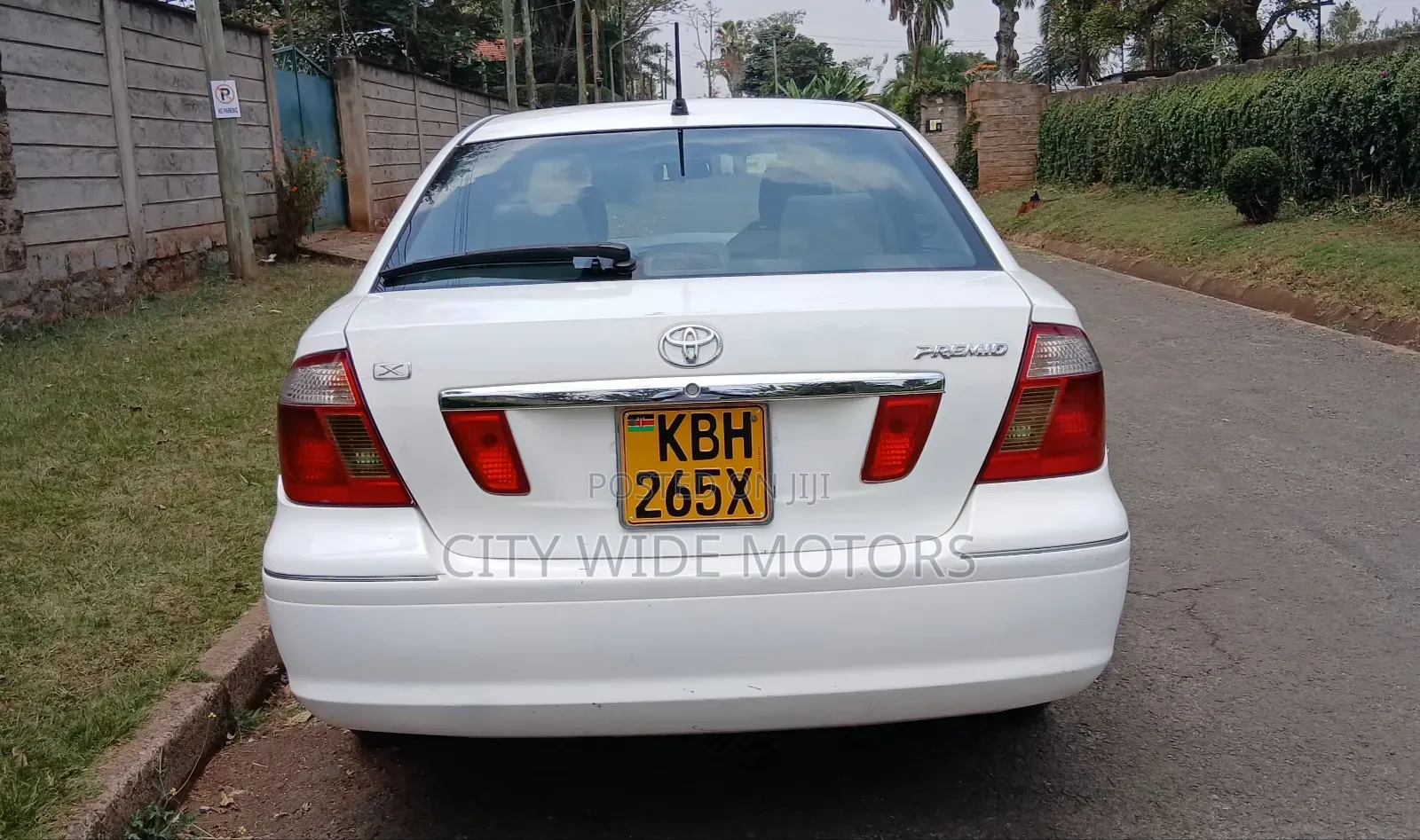 Toyota Premio 2003 White