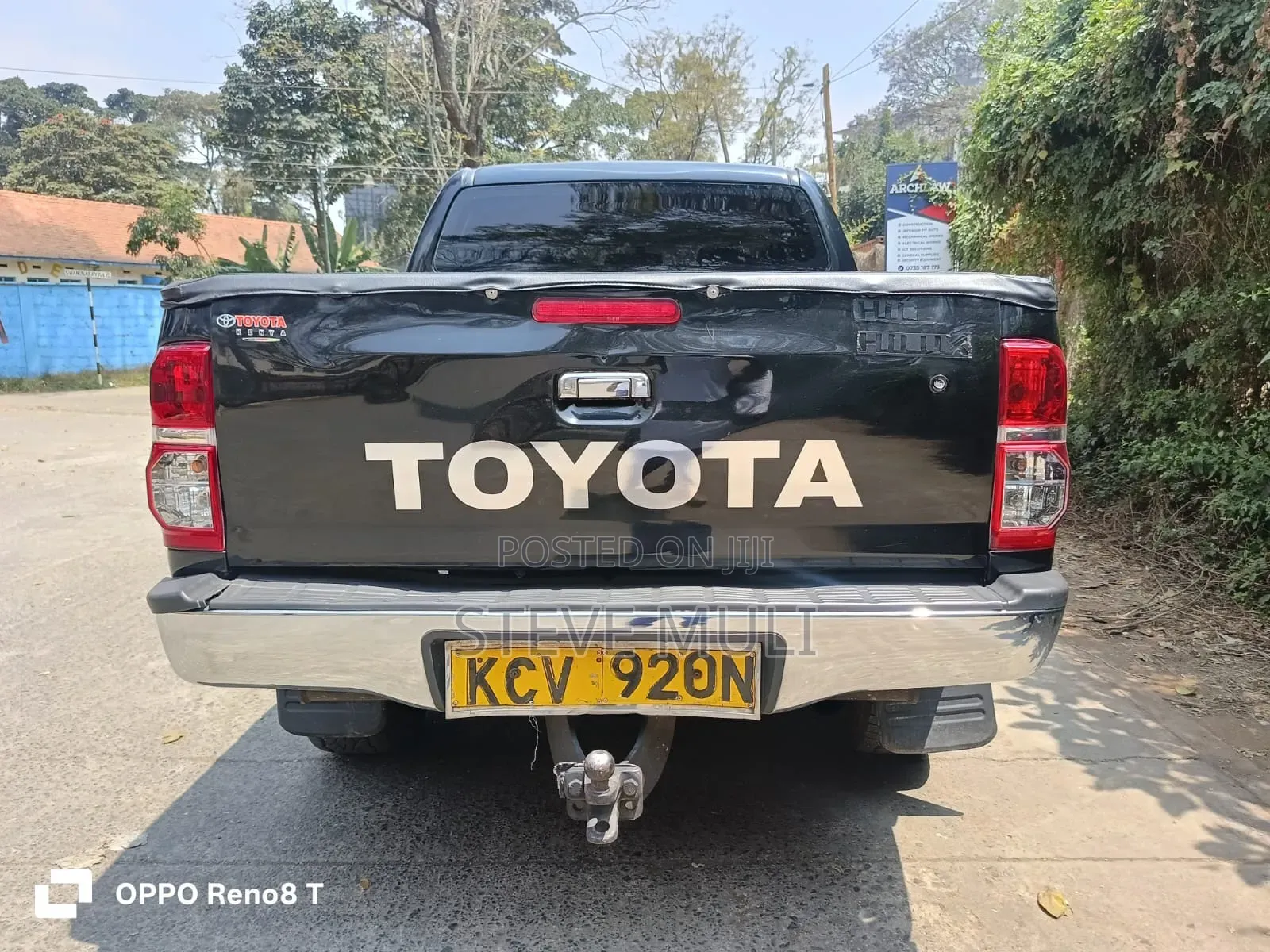 Toyota Hilux 2011 Black