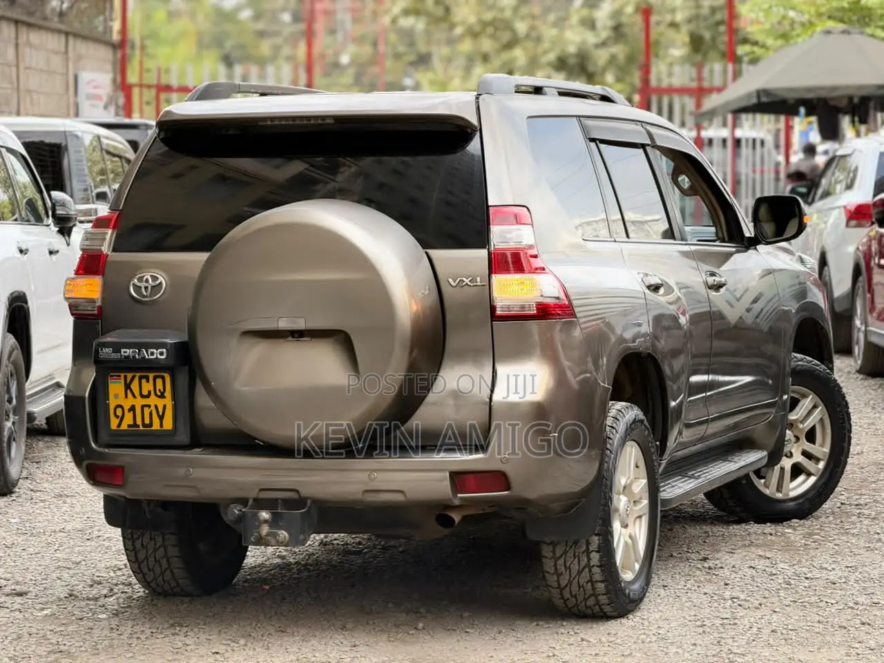 Toyota Land Cruiser Prado 2013 Gray