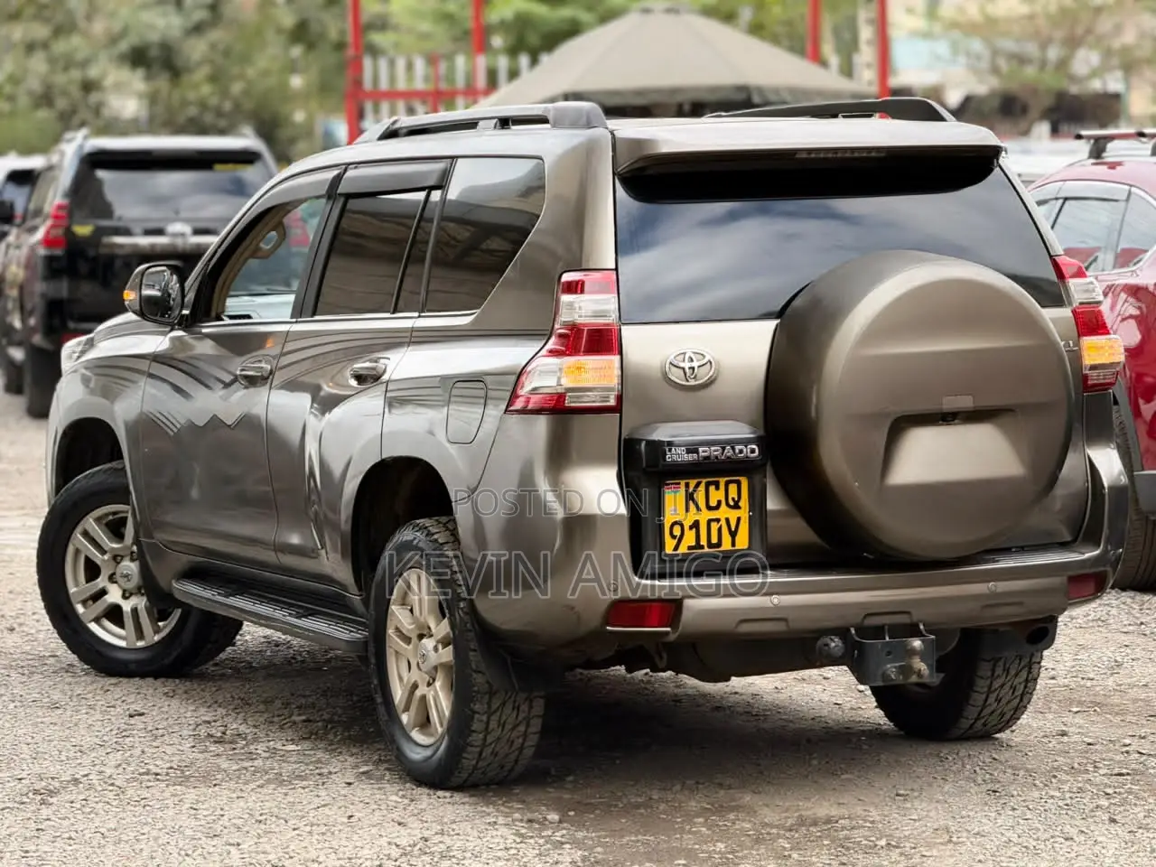 Toyota Land Cruiser Prado 2013 Gray
