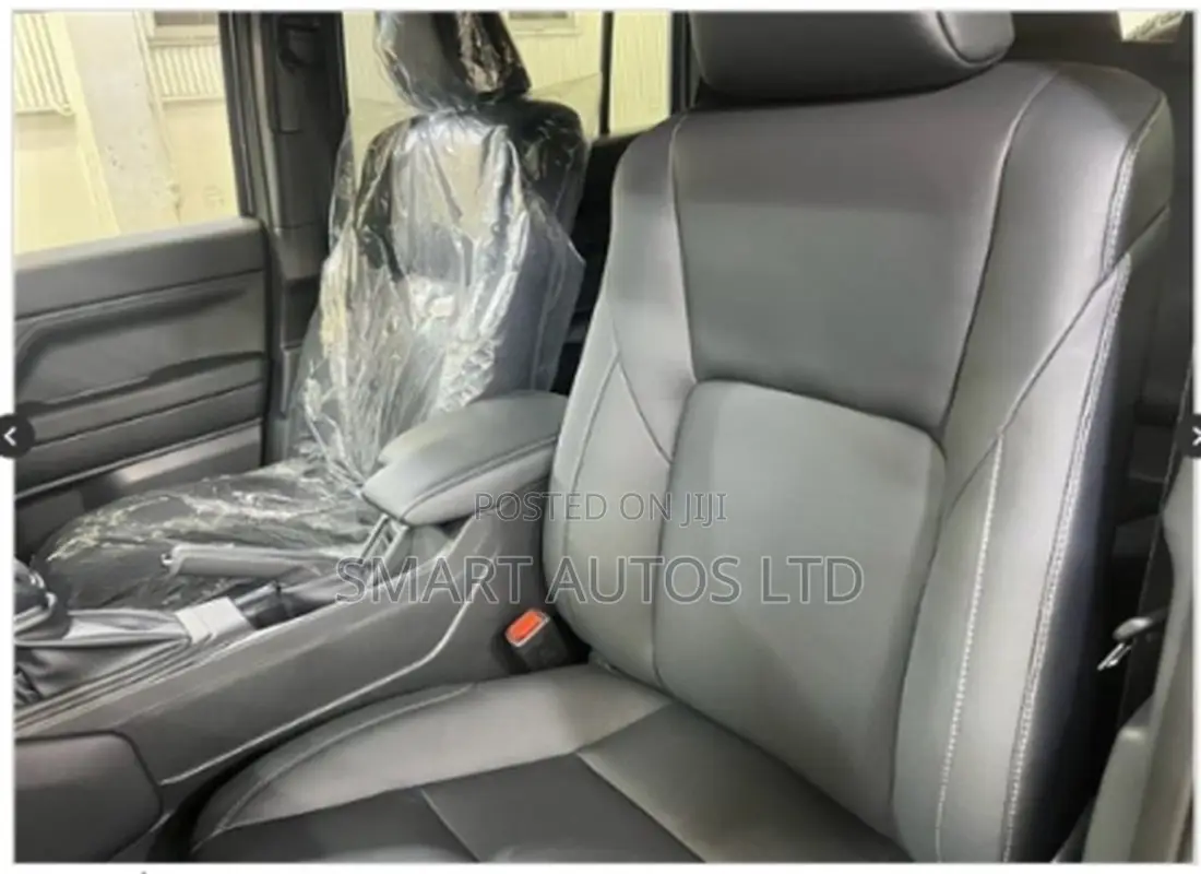 New Toyota FJ Cruiser 2025 Gray