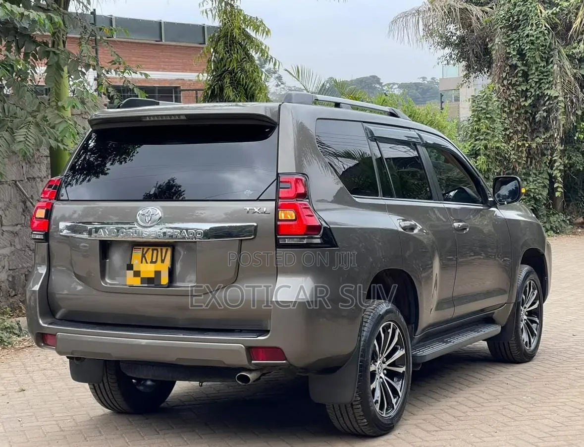 Toyota Land Cruiser Prado 2014 Gold