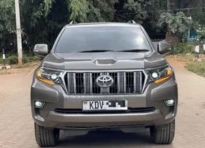 Toyota Land Cruiser Prado 2014 Gold