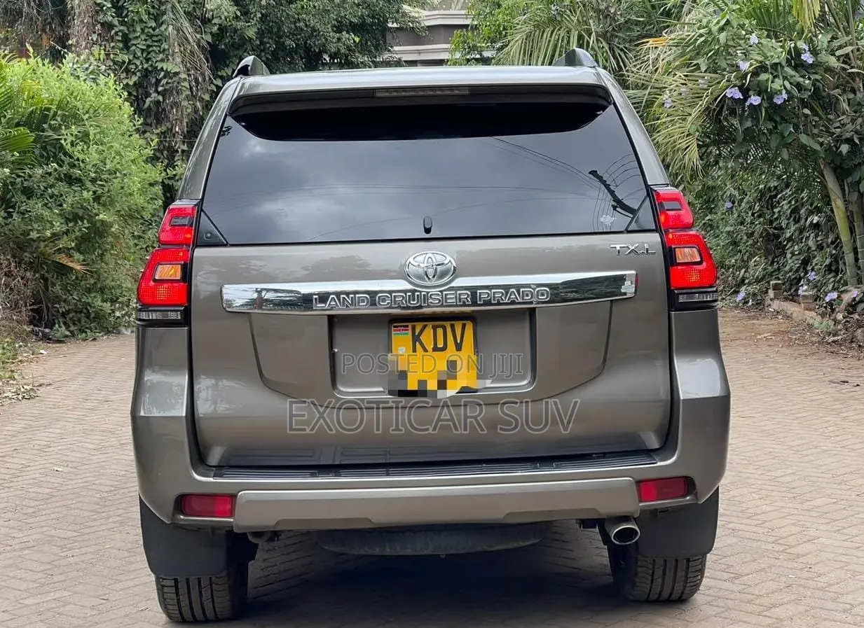 Toyota Land Cruiser Prado 2014 Gold