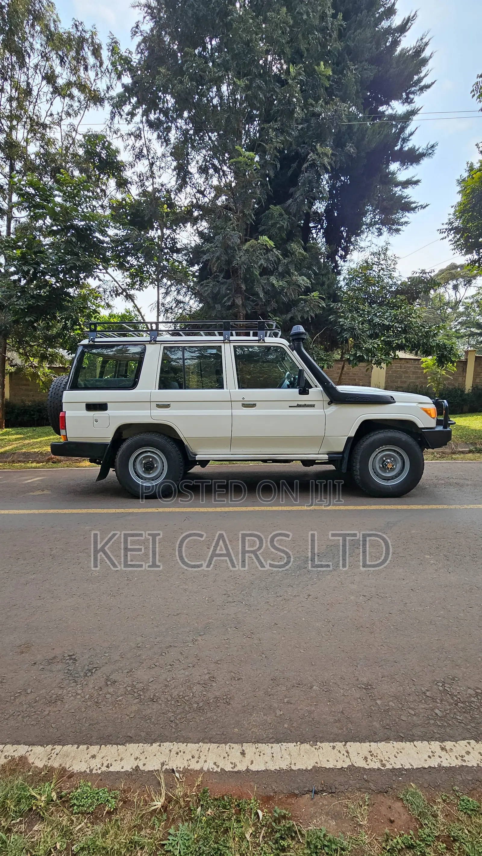 Toyota Land Cruiser 76 Series 2019 White