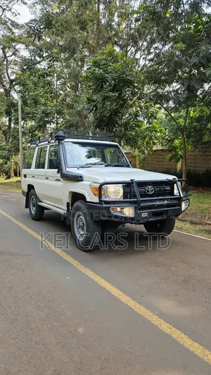 Toyota Land Cruiser 76 Series 2019 White