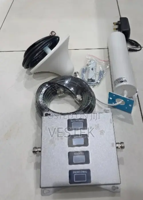 Universal 5G Quad Band Cellular Network Range Extender Full Set