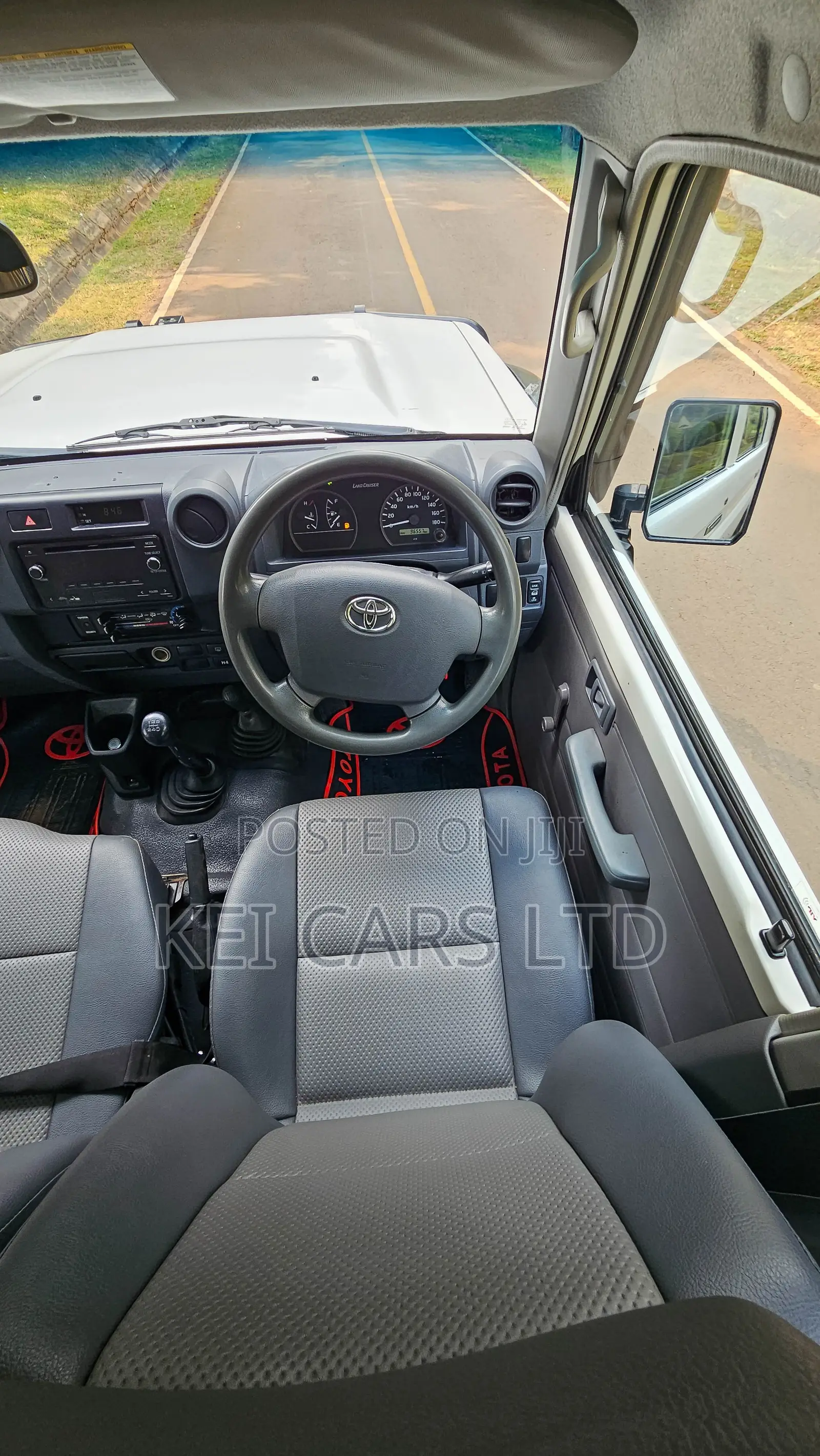 Toyota Land Cruiser 76 Series 2019 White