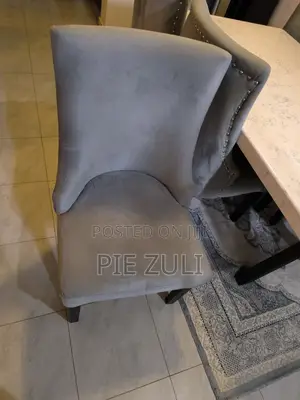 Slightly Used 6 Seater Dining Set