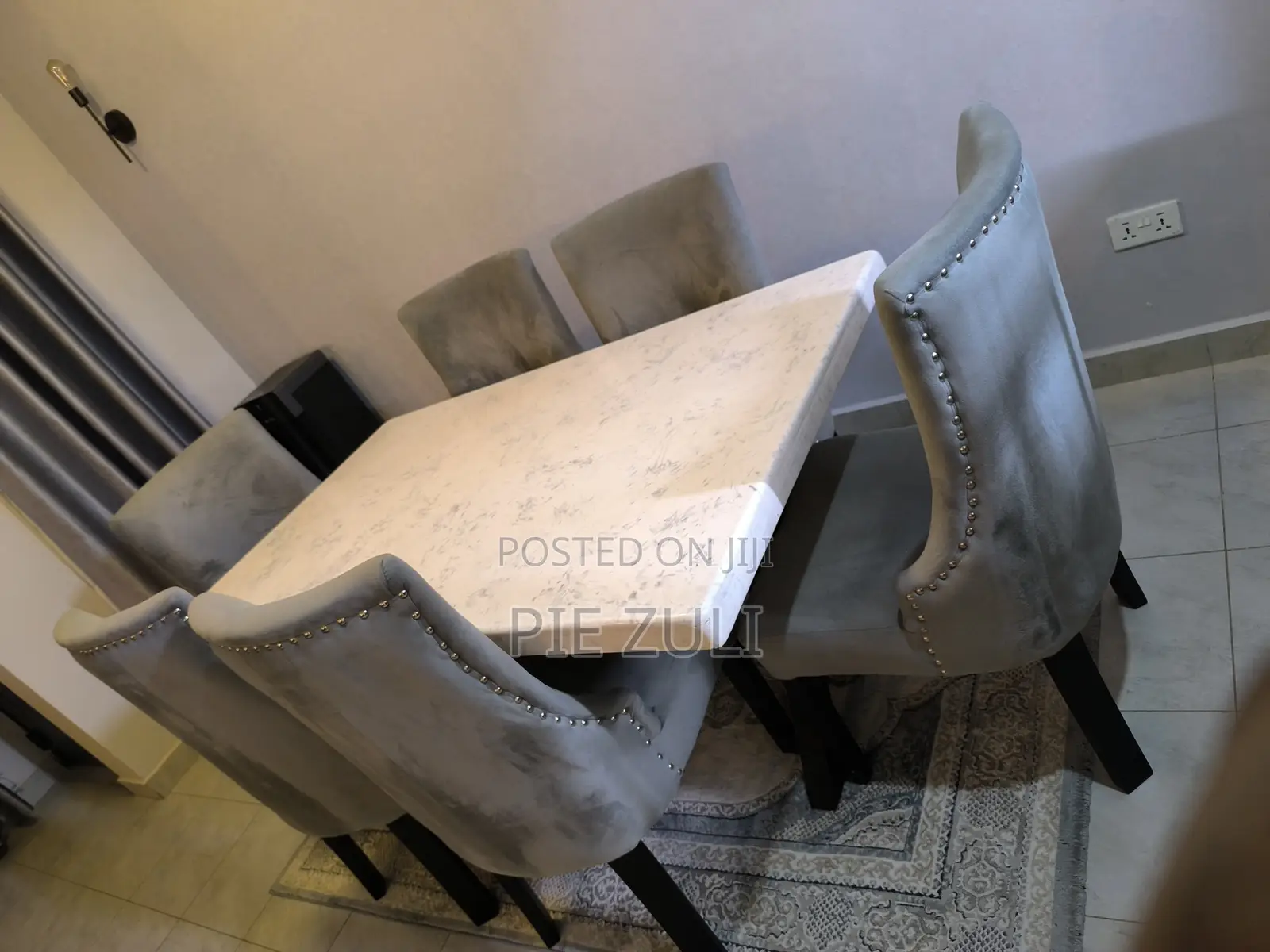 Slightly Used 6 Seater Dining Set