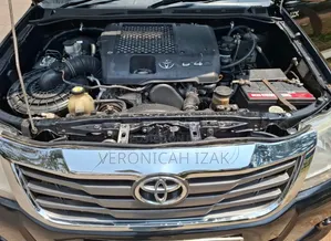 Toyota Hilux 2011 Black