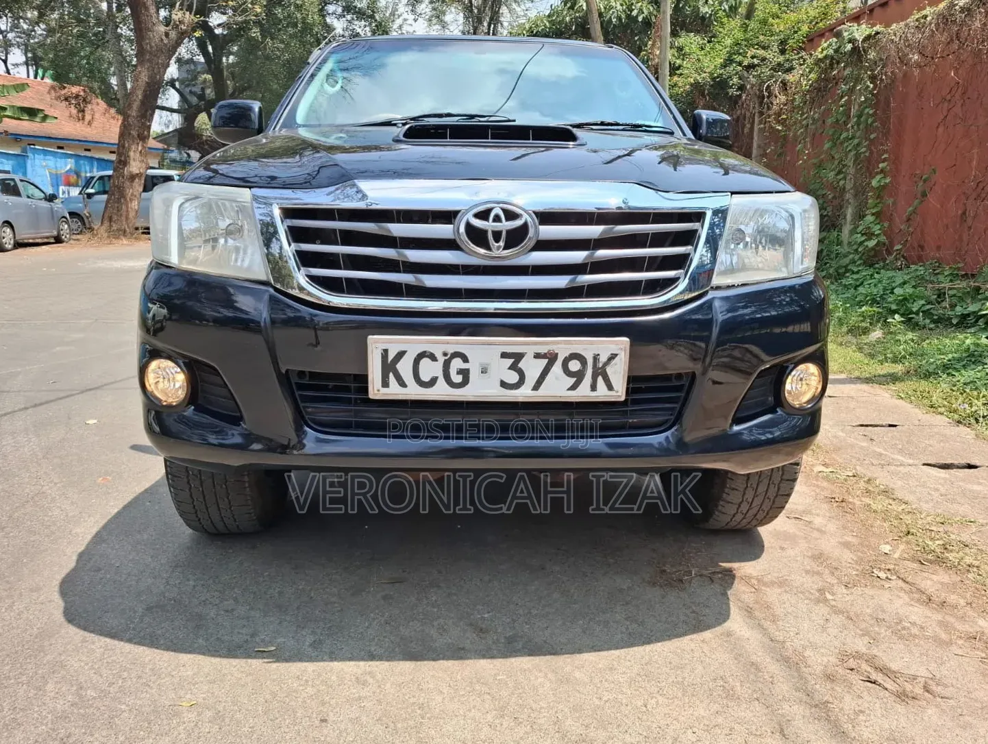 Toyota Hilux 2011 Black