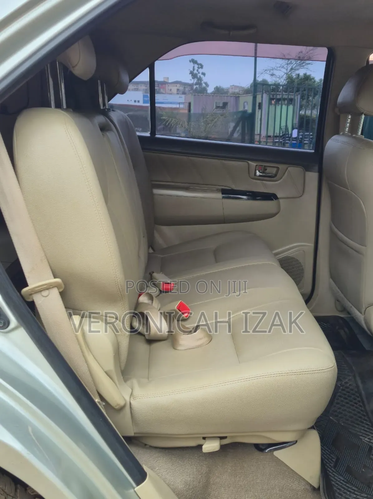 Toyota Fortuner 2012 Beige