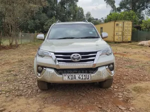 Toyota Fortuner 2012 Beige