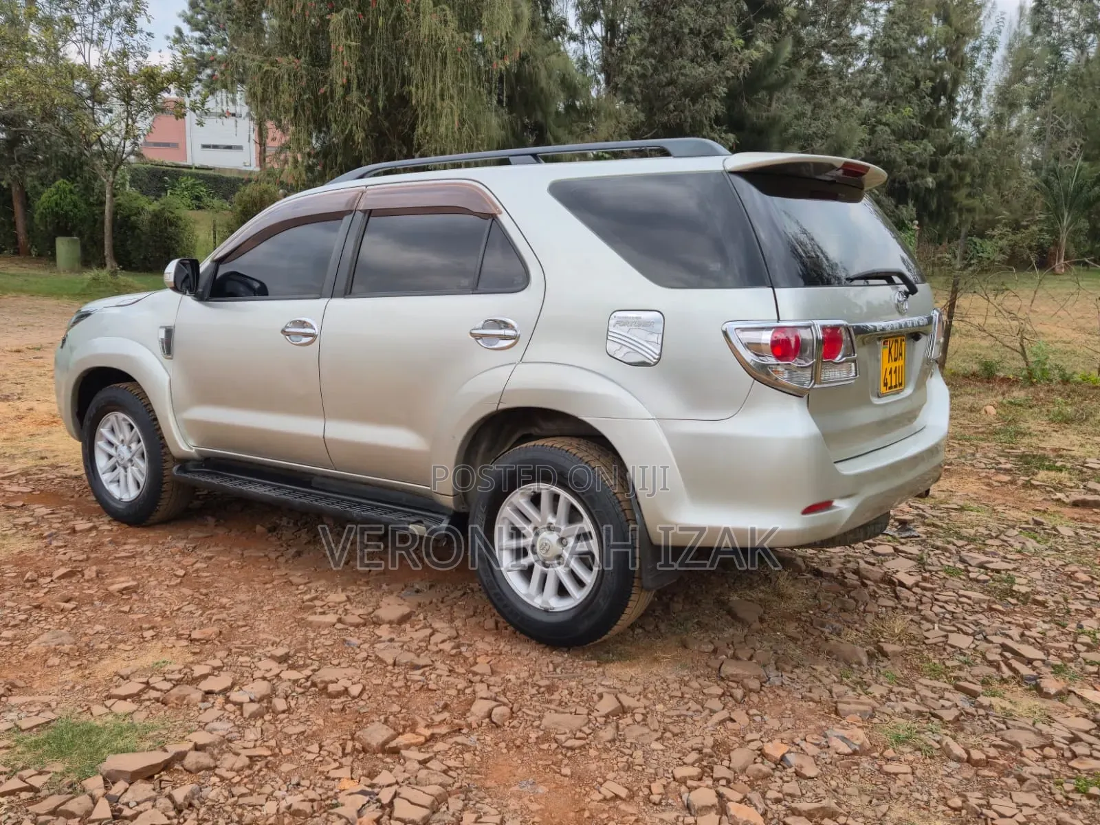 Toyota Fortuner 2012 Beige