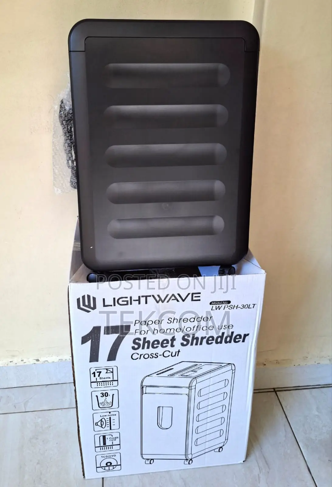 Lightwave 17 Sheet Shredder