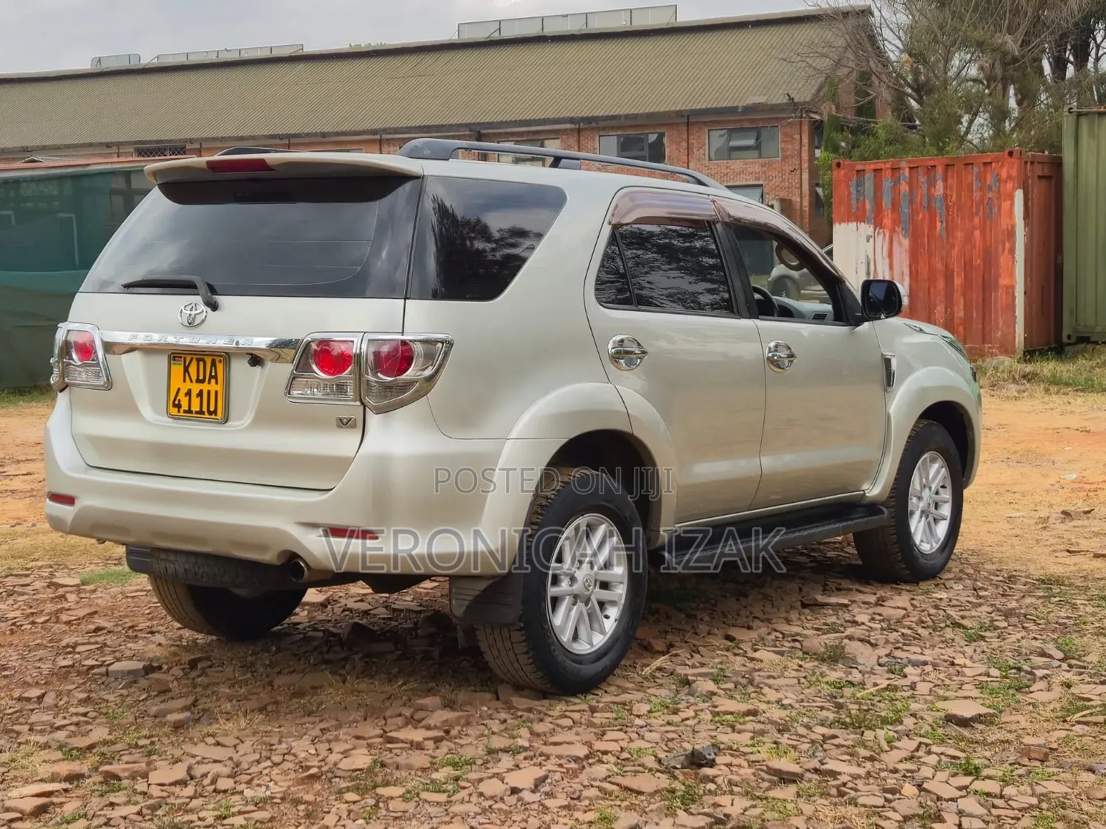 Toyota Fortuner 2012 Beige