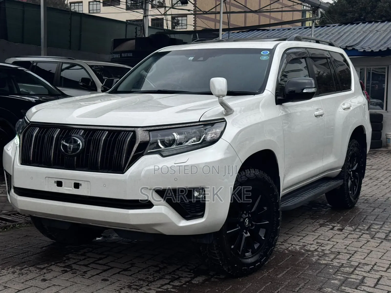 Toyota Land Cruiser Prado 2021 White