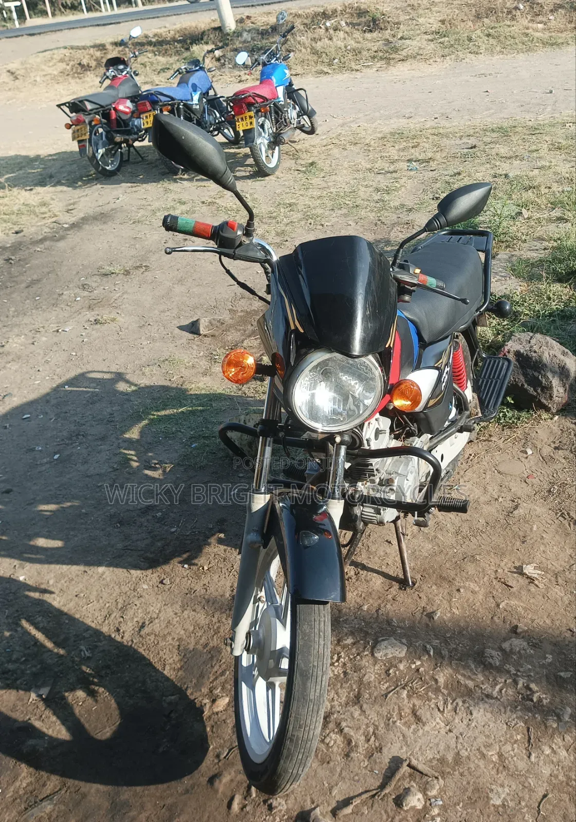 TVS HLX Plus ES 2022 Black