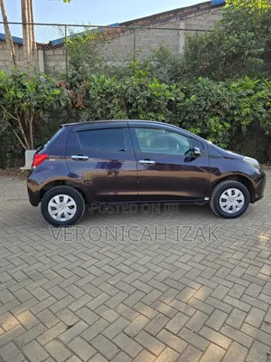 Toyota Vitz 2016 Black