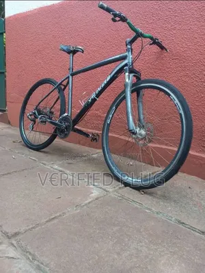 Specialized Crosstrail Hybrid Bike