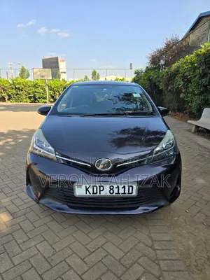 Toyota Vitz 2016 Black