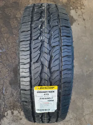 235 /65 R17 Dunlop Tyres 108h Grandtrek a/T5 All-Terrain