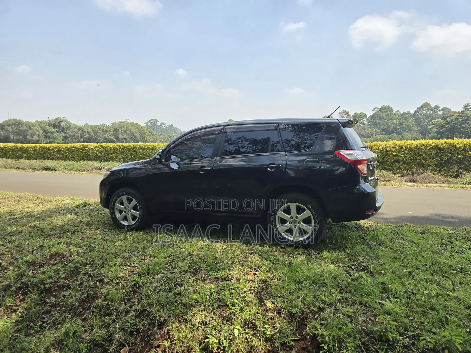 Toyota Vanguard 2010 Black