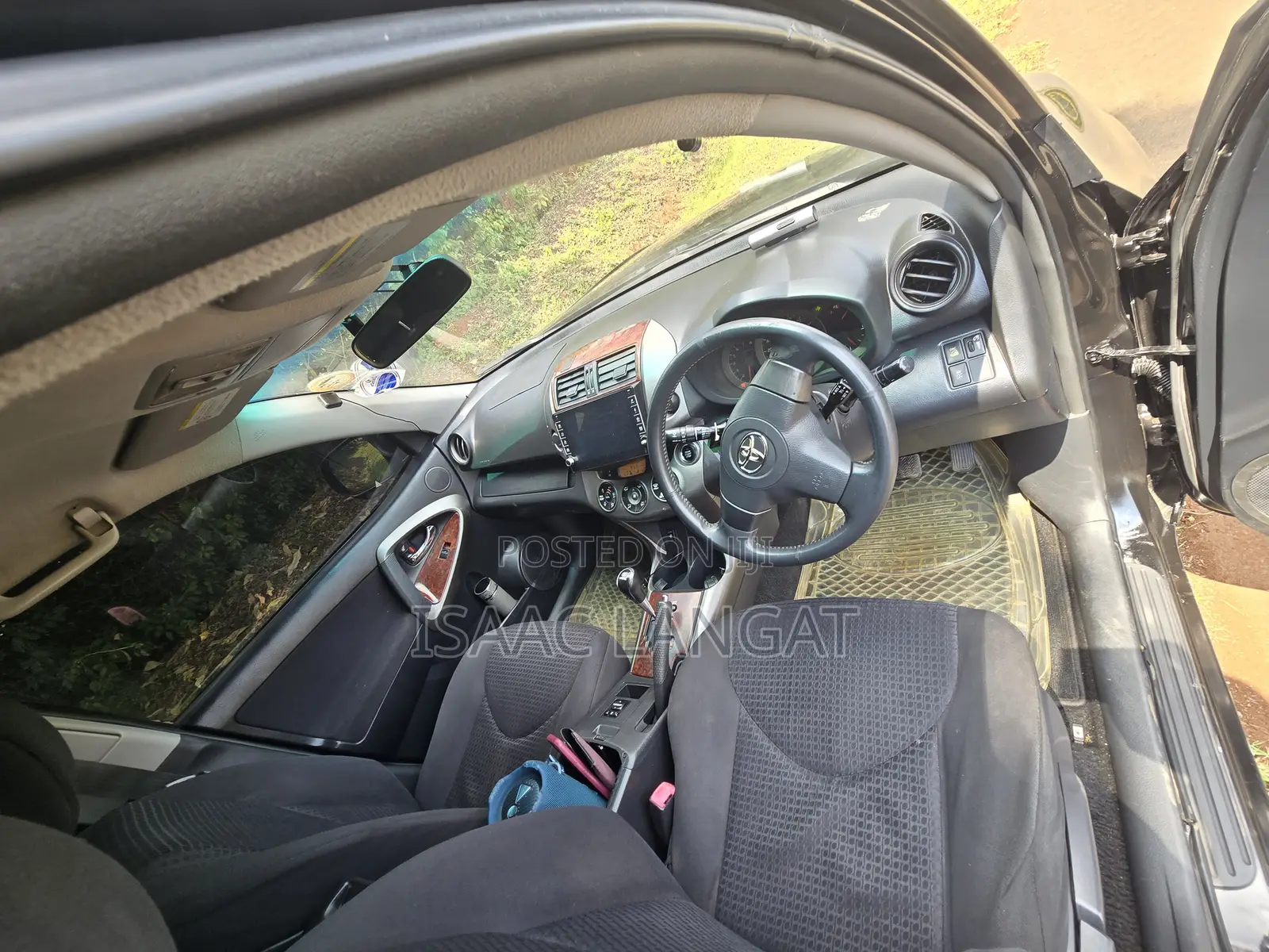 Toyota Vanguard 2010 Black