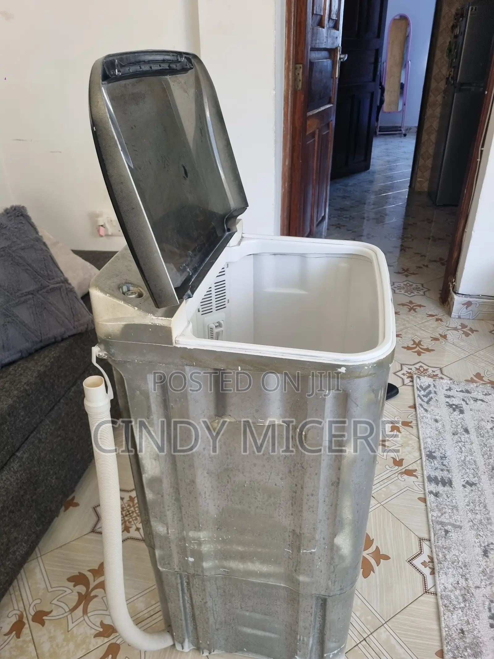 Mika Manual Washing Machine