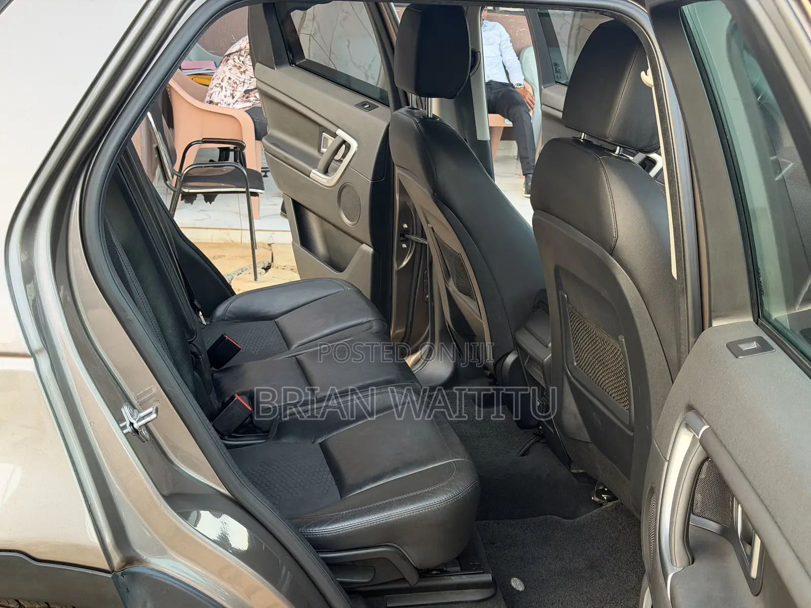 Land Rover Discovery 2015 Brown
