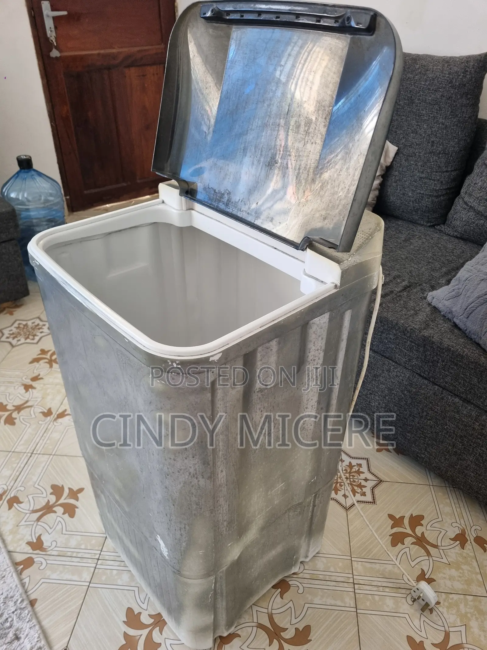 Mika Manual Washing Machine
