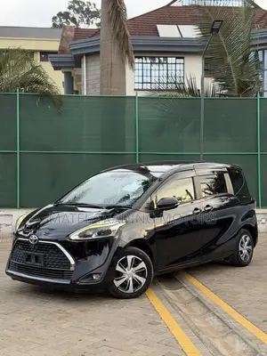 Toyota Sienta 1.5 Hybrid FWD (6-seater) 2019 Black