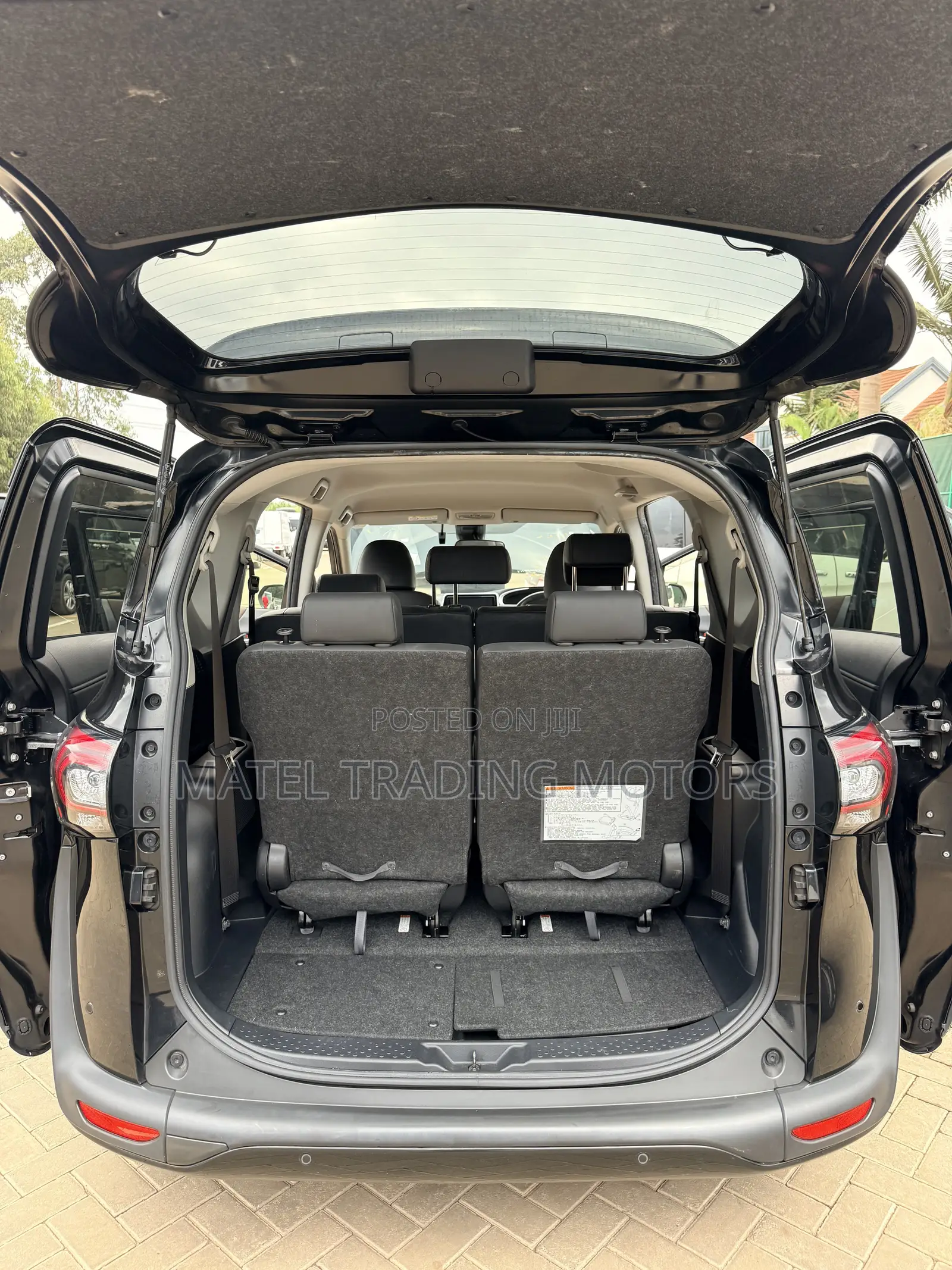 Toyota Sienta 1.5 Hybrid FWD (6-seater) 2019 Black
