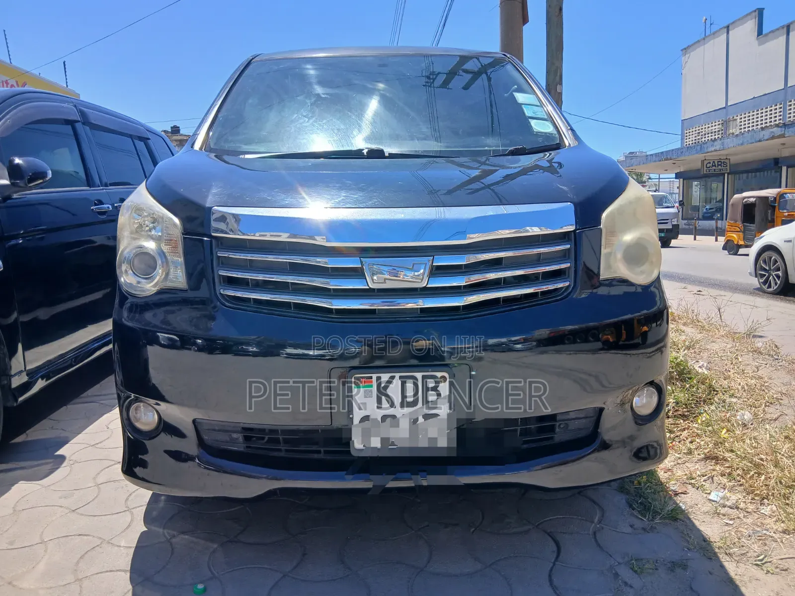 Toyota Noah 2014 Black