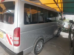 Toyota HiAce 2008 Silver