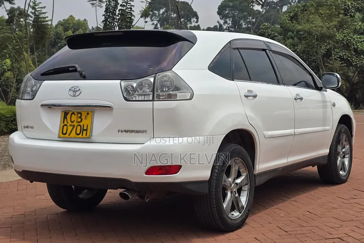 Toyota Harrier 2.4 4WD 2008 Off white