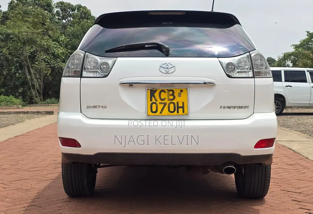 Toyota Harrier 2.4 4WD 2008 Off white