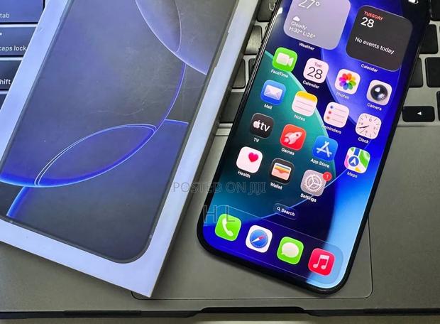 Apple iPhone 16 Pro Max 512 GB Black - thumbnail 2