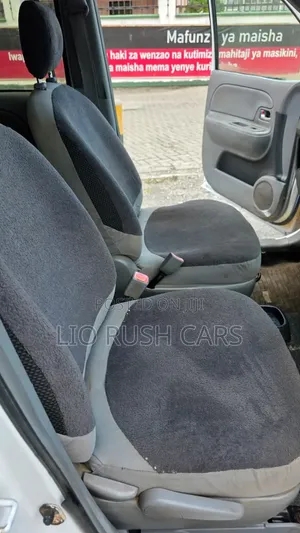 Toyota Sienta 2004 White