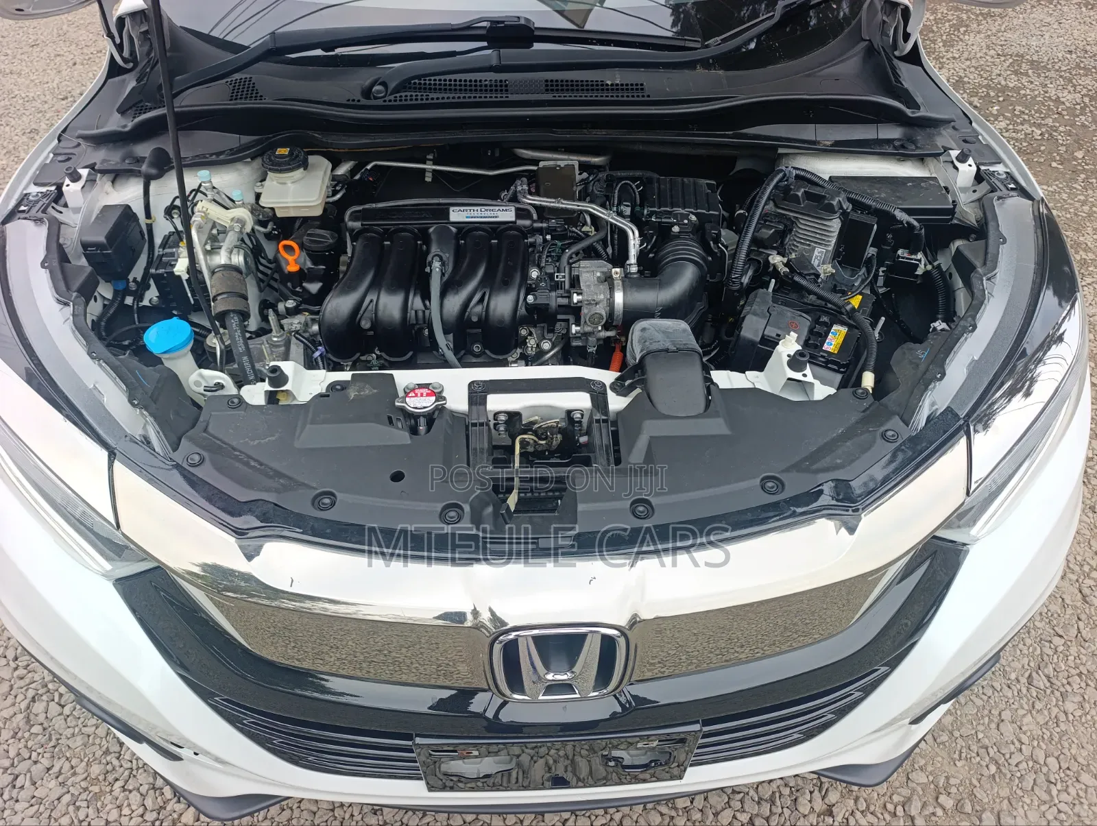 Honda Vezel 2019 White