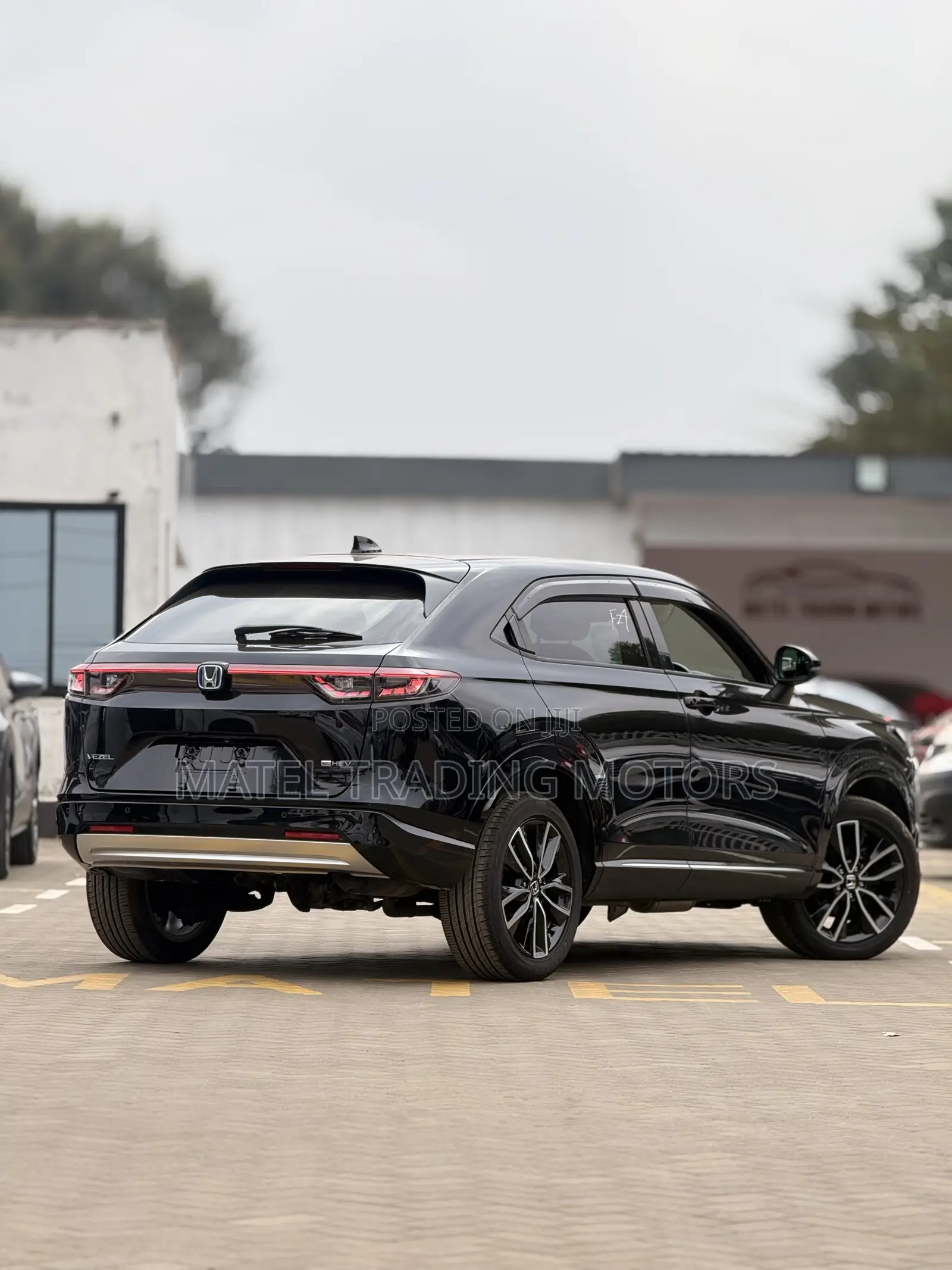 Honda Vezel 1.5 Hybrid 4WD 2021 Silver
