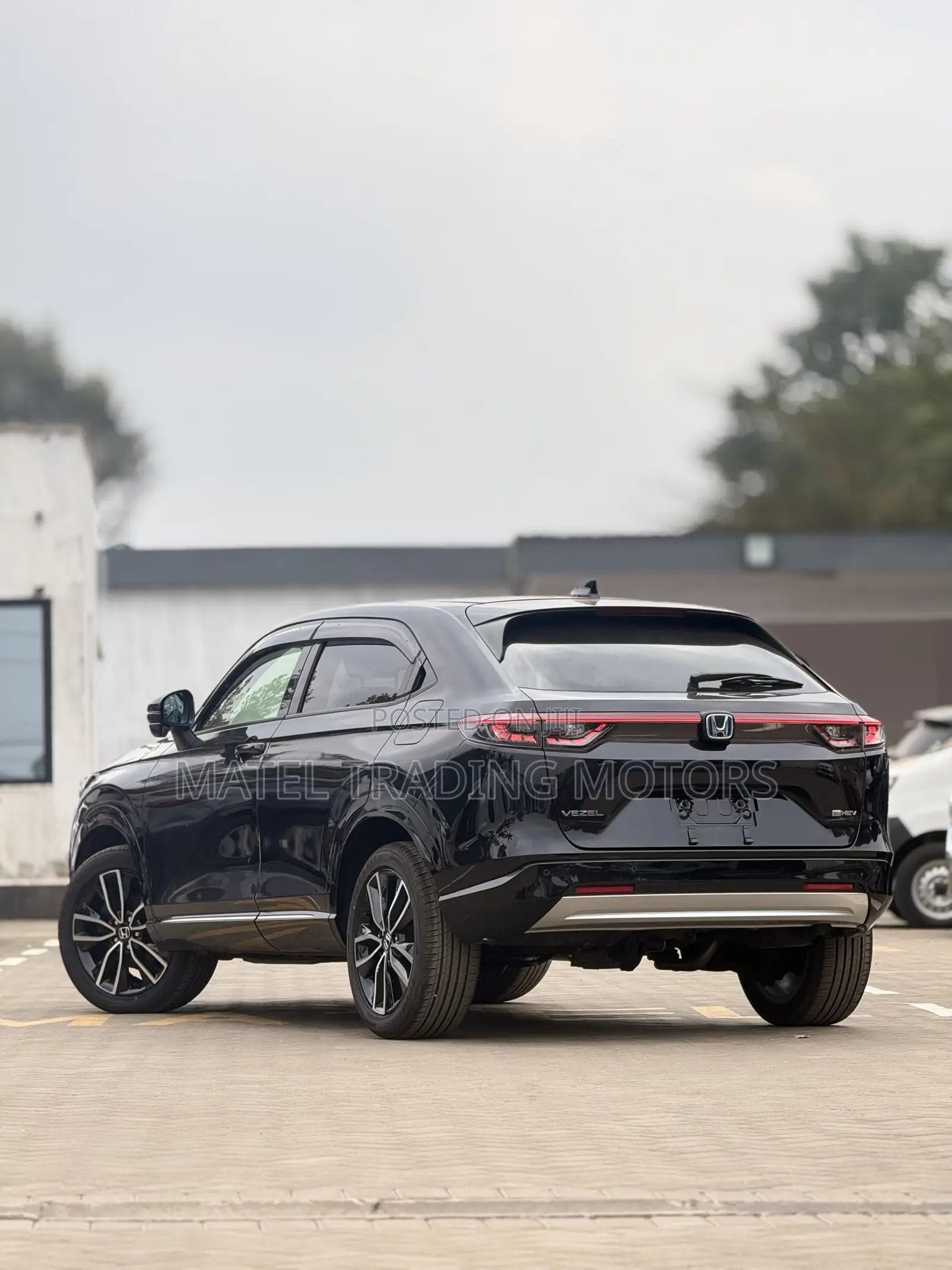 Honda Vezel 1.5 Hybrid 4WD 2021 Silver