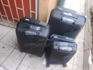 4-in-1 Suitcase Set – Complete Travel Luggage Set
