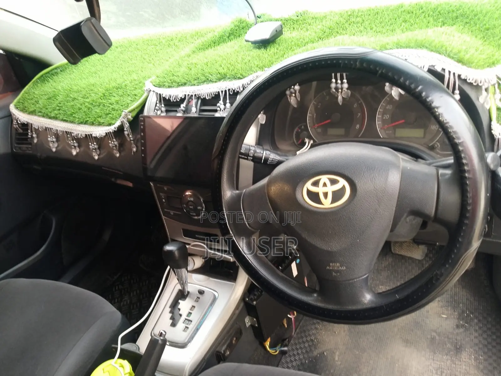 Toyota Corolla Fielder 2018 White